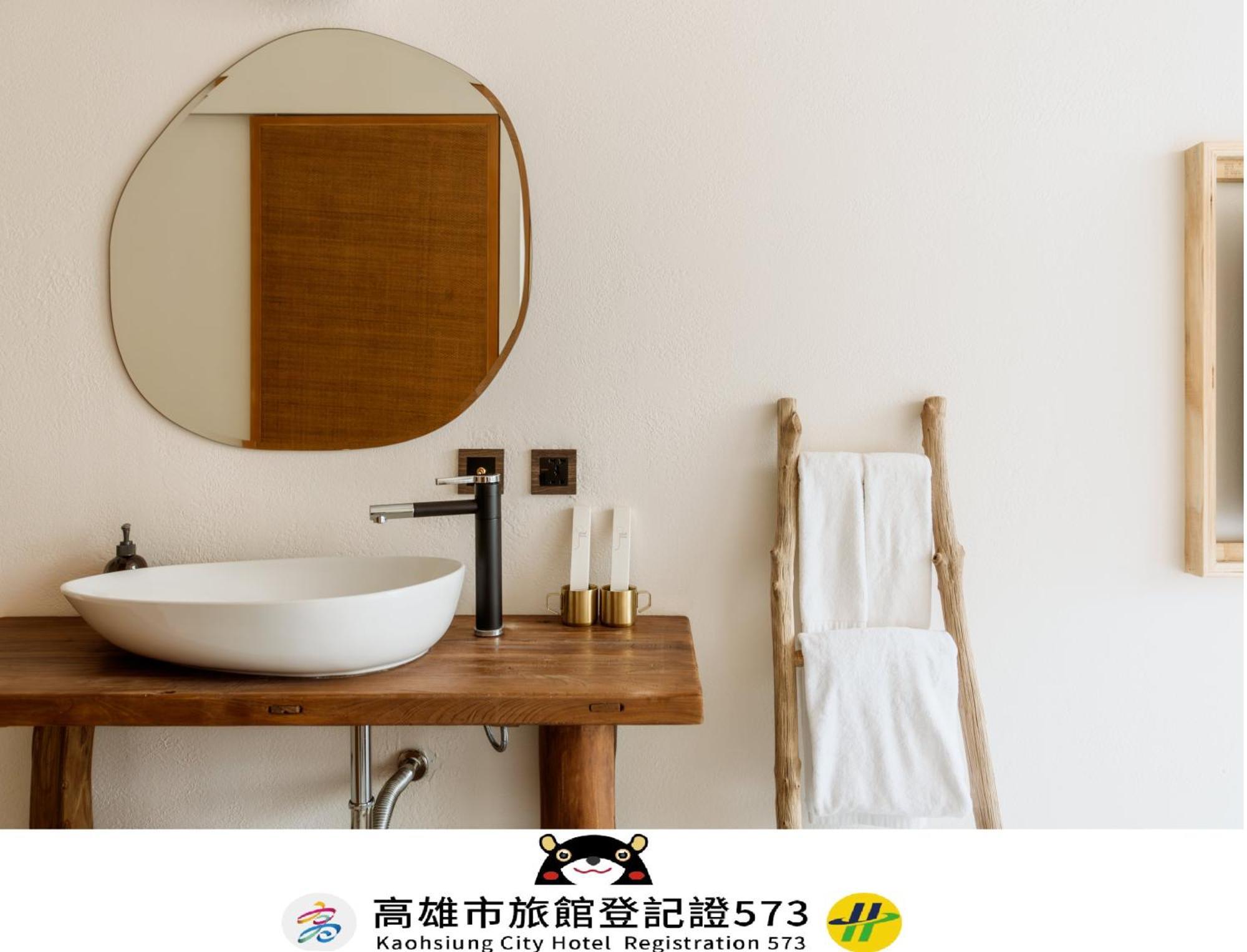 Just Inn Kaohsiung Luaran gambar