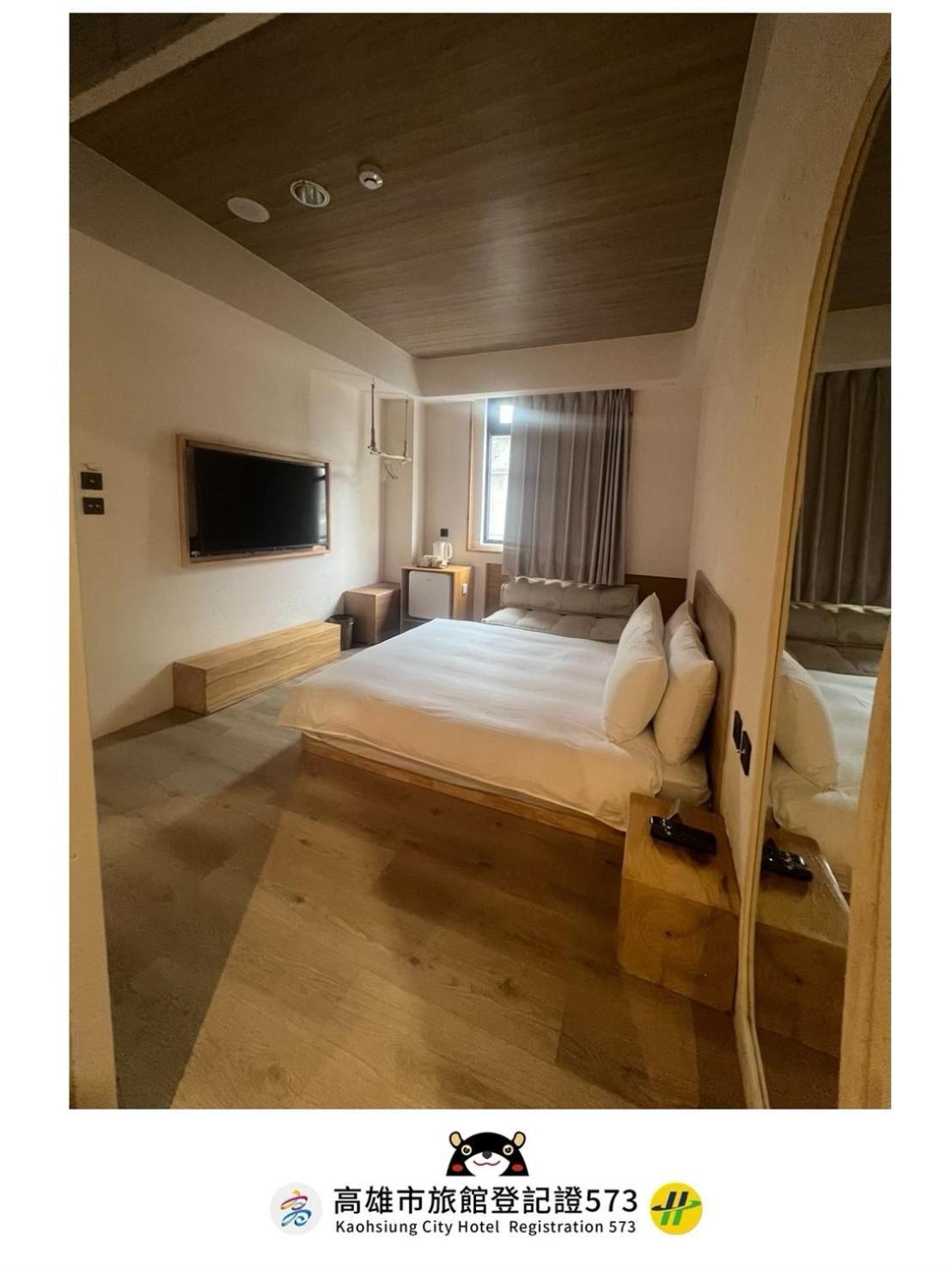Just Inn Kaohsiung Luaran gambar
